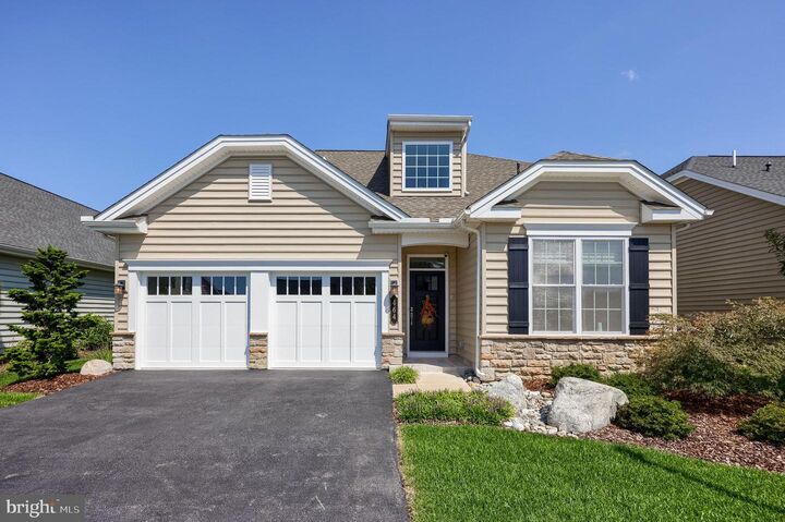 464 Resolution Drive  Lititz PA 17543 photo
