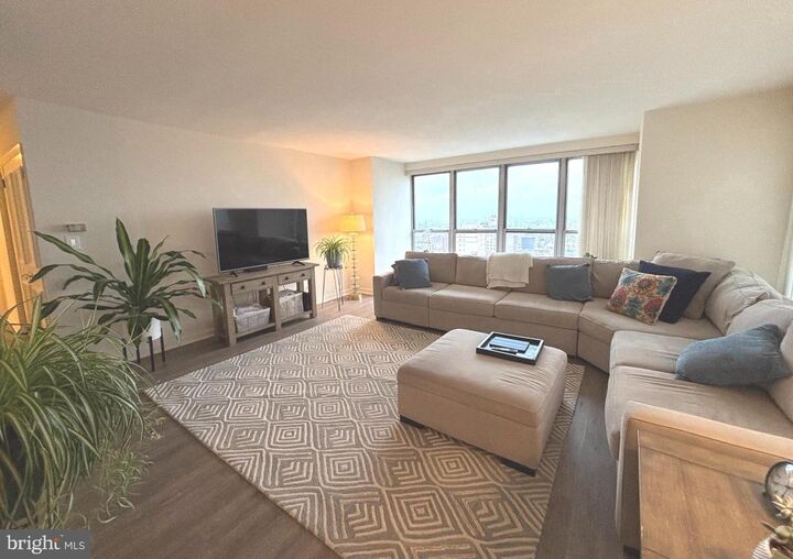 Property Photo: 224-30 W Rittenhouse Square 2110 PA 19103