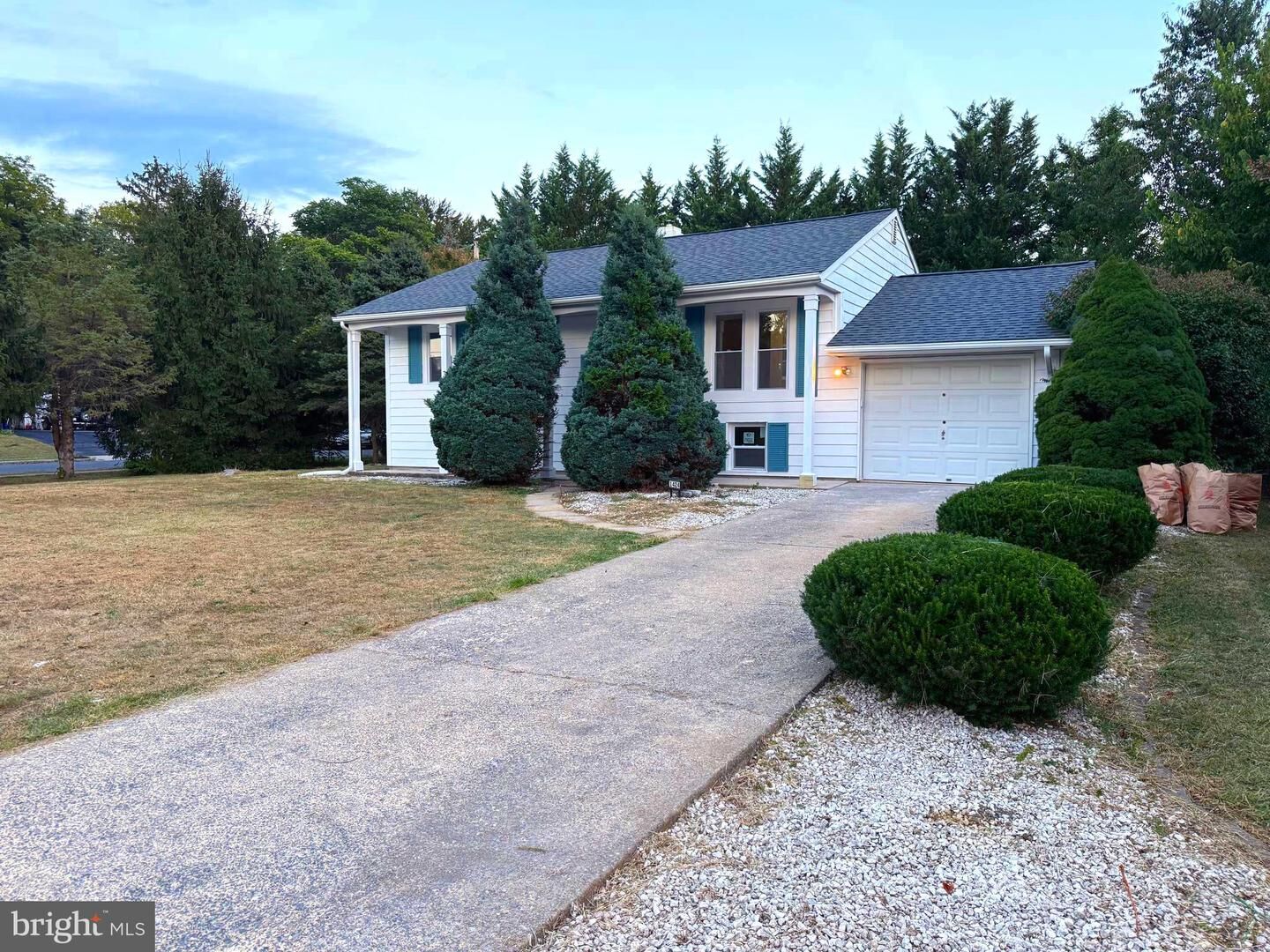 Property Photo:  1424 Outer Drive  MD 21742 