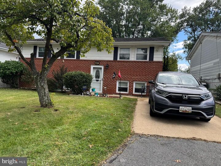 8517 Locust Grove Drive  Laurel MD 20707 photo