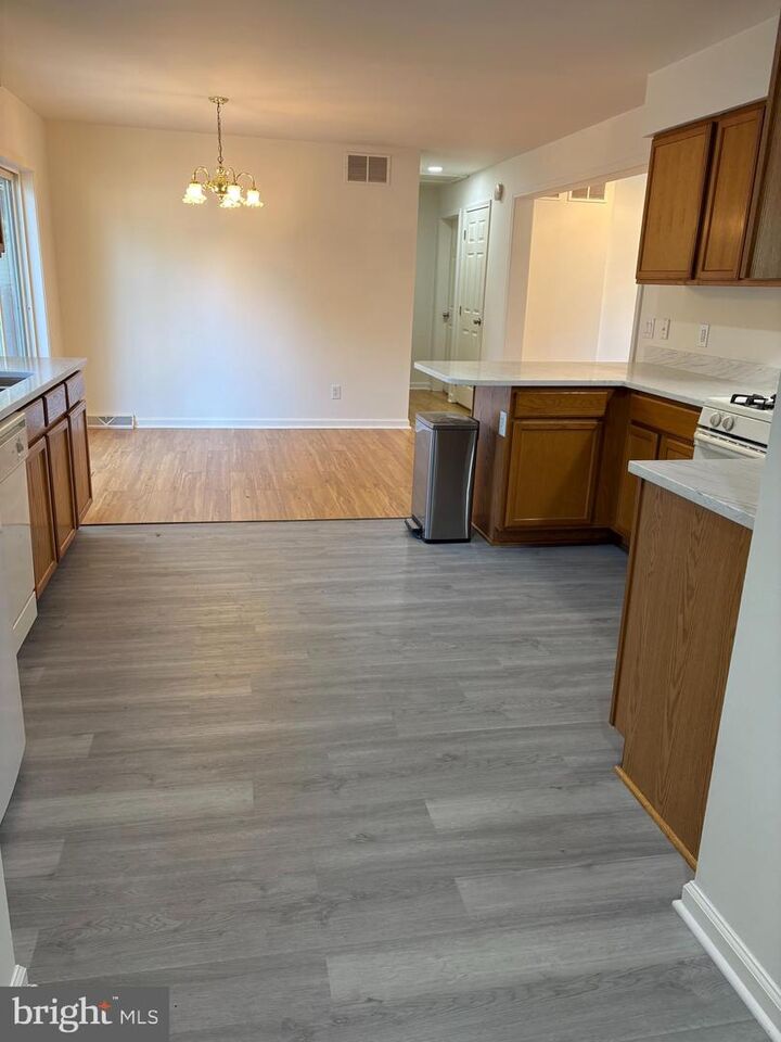 Property Photo:  811 Philadelphia Avenue  NJ 08063 