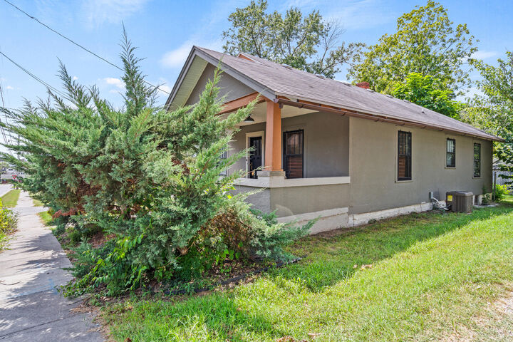 Property Photo:  407 Circus Ave  MO 65201 