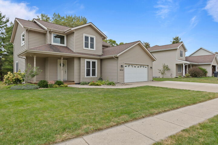 Property Photo: 5010 Kansas Drive Drive IA 50014