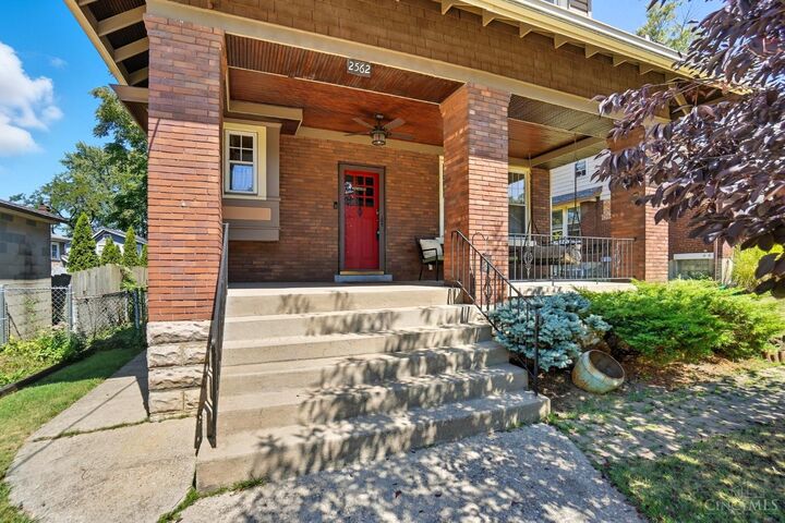 Property Photo:  2562 Irving Place  OH 45212 