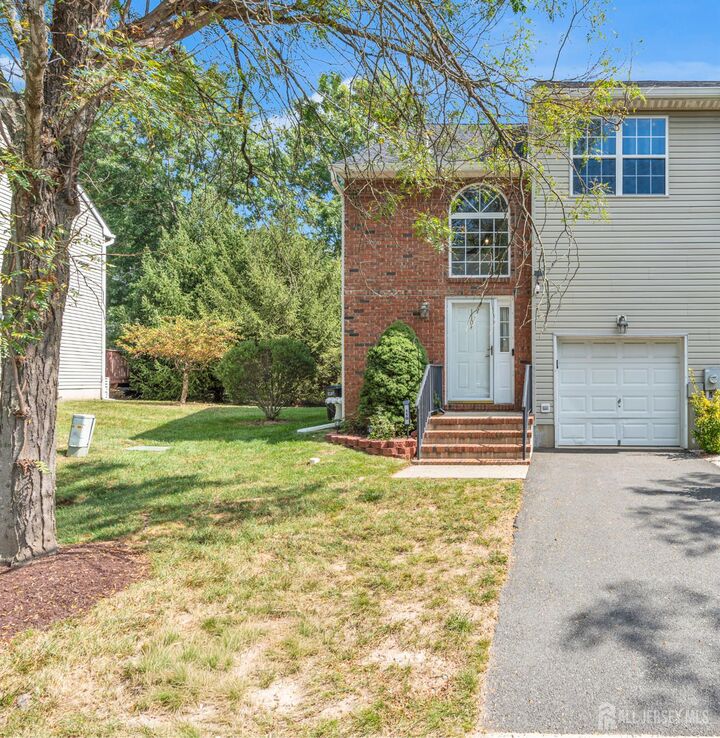 110 Petal Lane  Ewing NJ 08638 photo