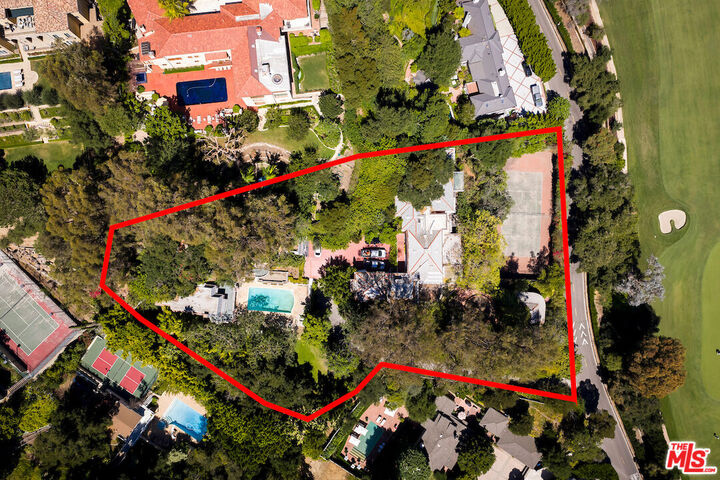 Property Photo:  10934 Bellagio Rd  CA 90077 