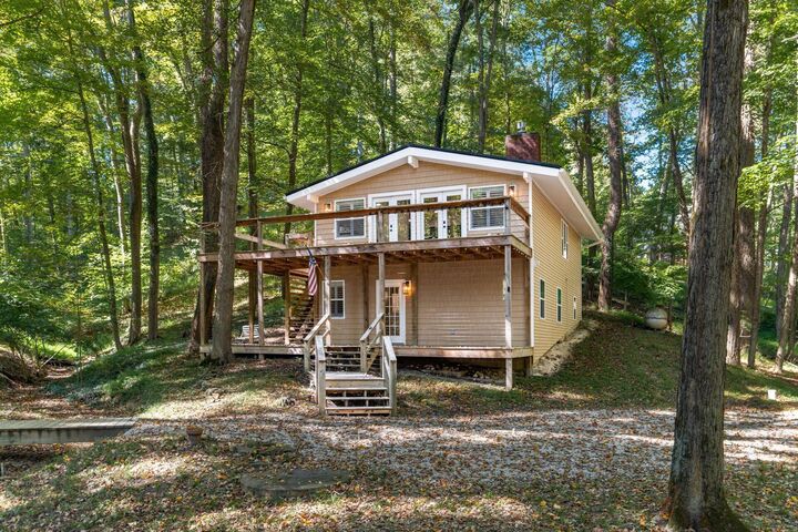 Property Photo:  93 Aztec Lane  OH 43155 