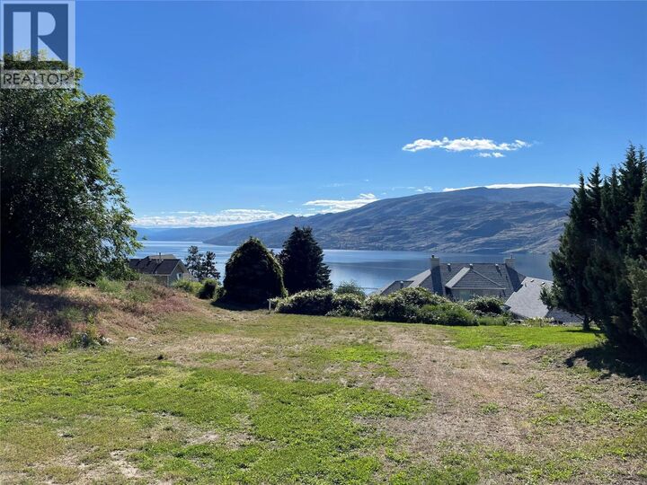 4673 Princeton Avenue  Peachland BC V0H 1X7 photo