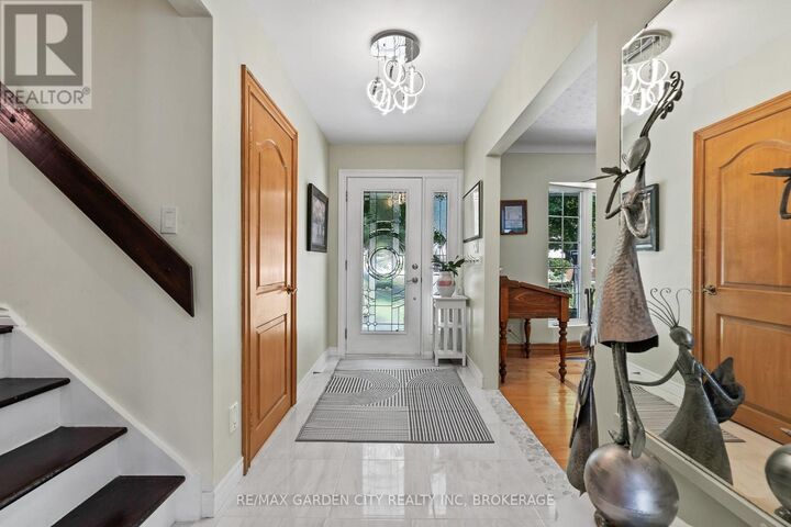 Property Photo:  227 Riverview Boulevard  ON L2T 3N2 