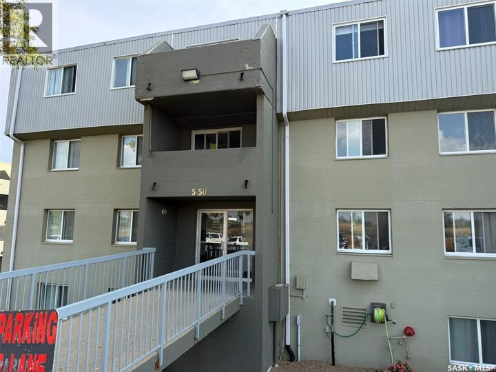 404 550 Laurier Street W  Moose Jaw SK S6H 6X6 photo