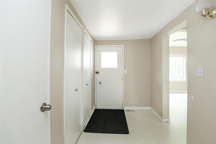 Property Photo: 9 First Avenue North MB R0A 0X0