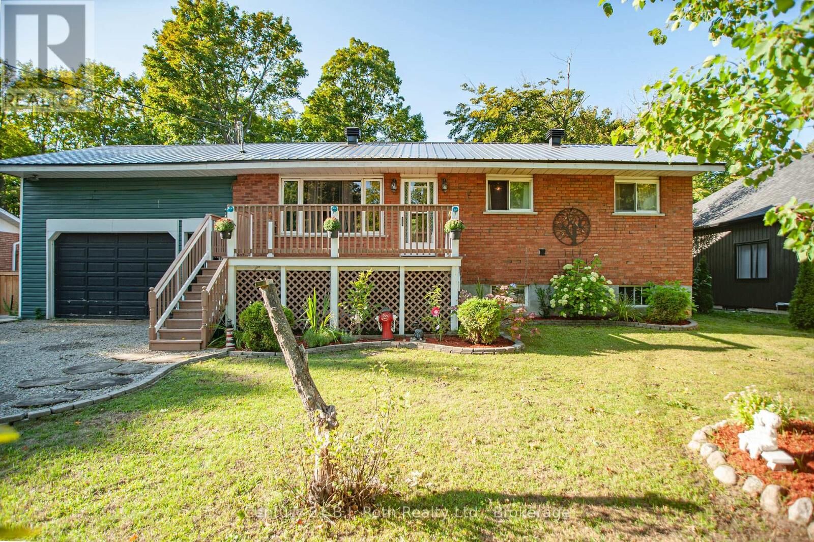 Property Photo: 18 Mundy Avenue ON L9M 0B5