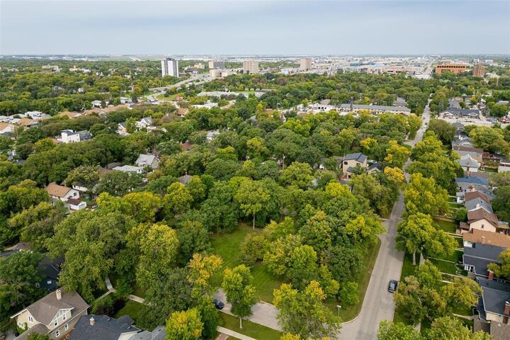 Photo de la propriété: 159 Lanark Street MB R3N 1K1