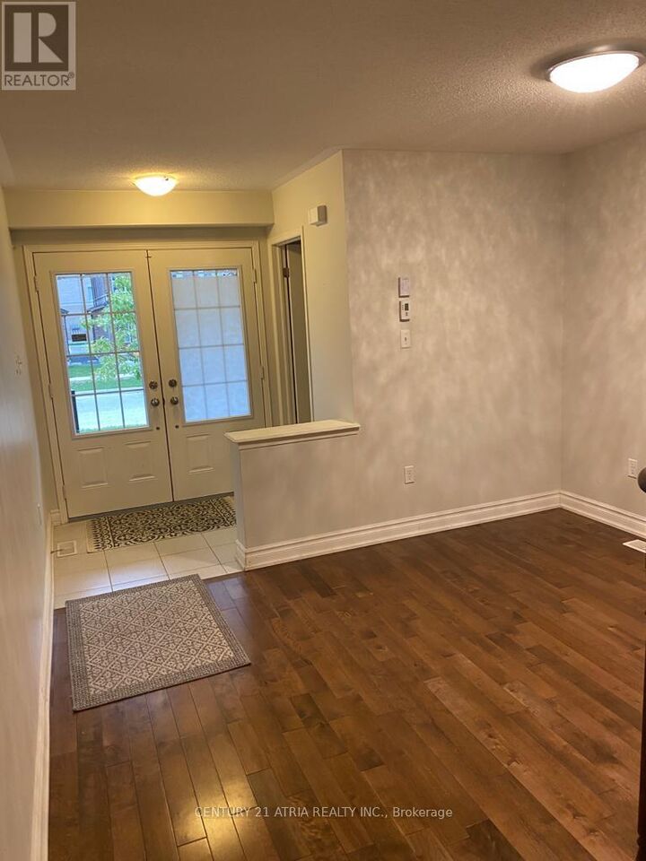 Property Photo: 177 Windfields Farm Drive ON L1H 7K4