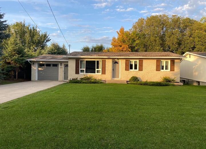 551 Wilson Street  Steinbach MB R5G 0J5 photo