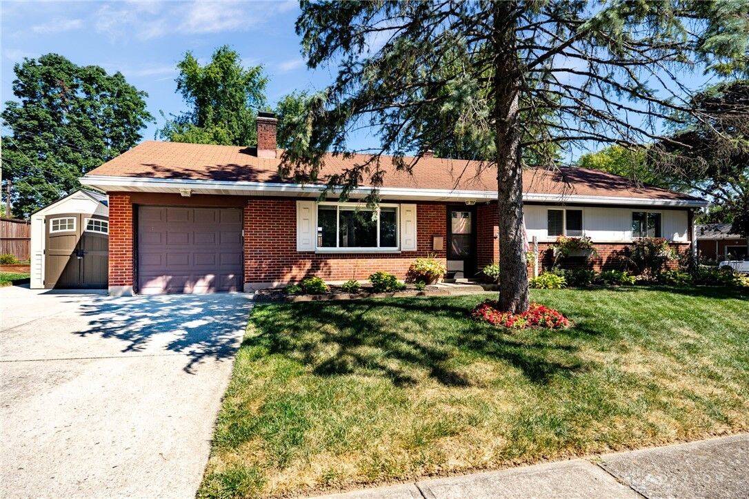 Property Photo:  1081 Kenosha Road  OH 45429 