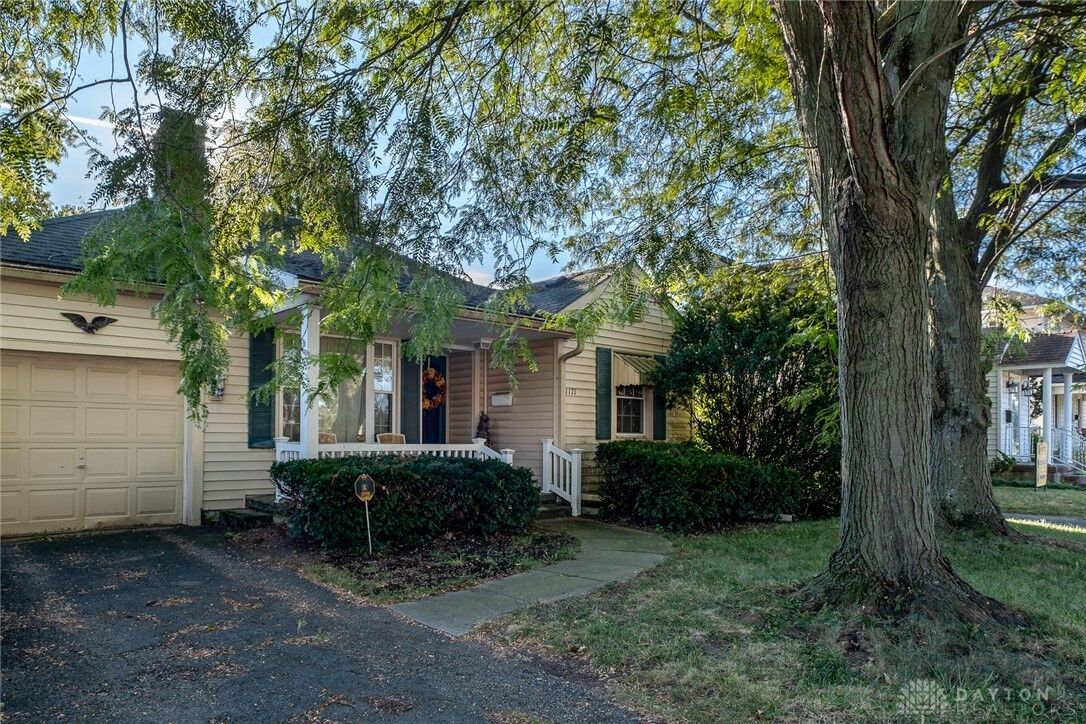Property Photo: 1171 N Detroit Street OH 45385