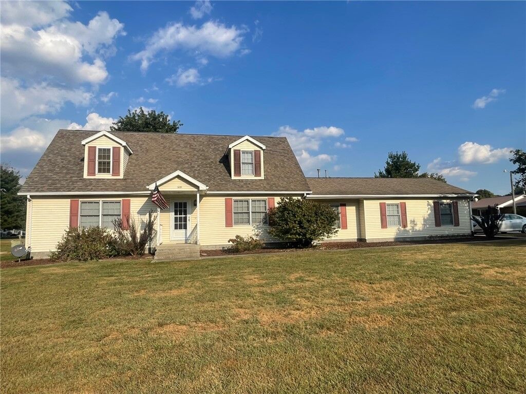 Property Photo:  14326 E Persimmon Avenue  IL 62401 