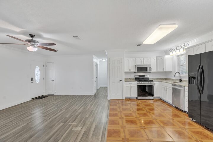 Property Photo:  319 Jones Road  FL 32536 