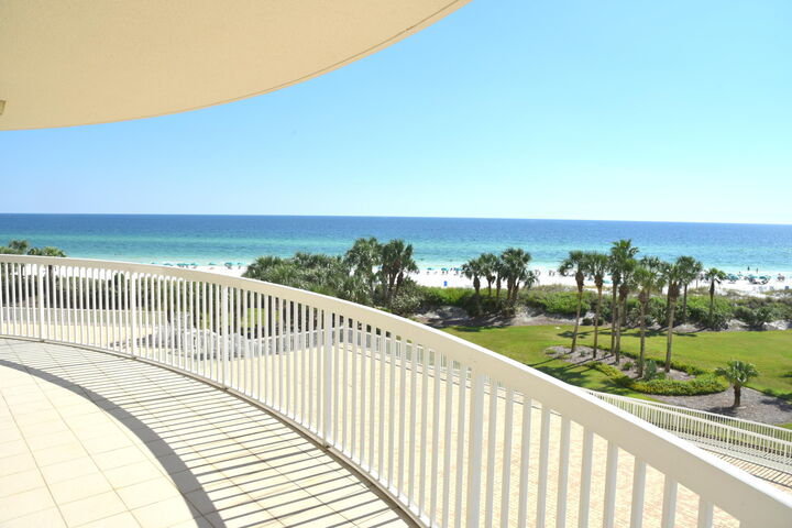Property Photo:  15400 Emerald Coast Parkway Unit 406  FL 32541 