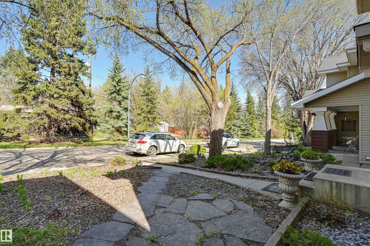 Property Photo:  11729 71A Avenue NW  AB T6G 2W5 