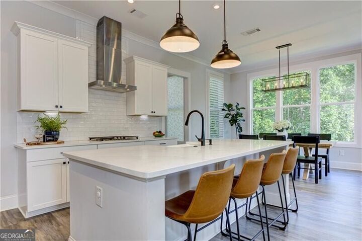 Property Photo: 209 Bethany Creek Bend GA 30188