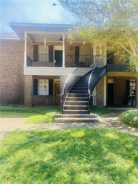 Property Photo:  4400 Charleston Circle Circle 5  LA 71303 