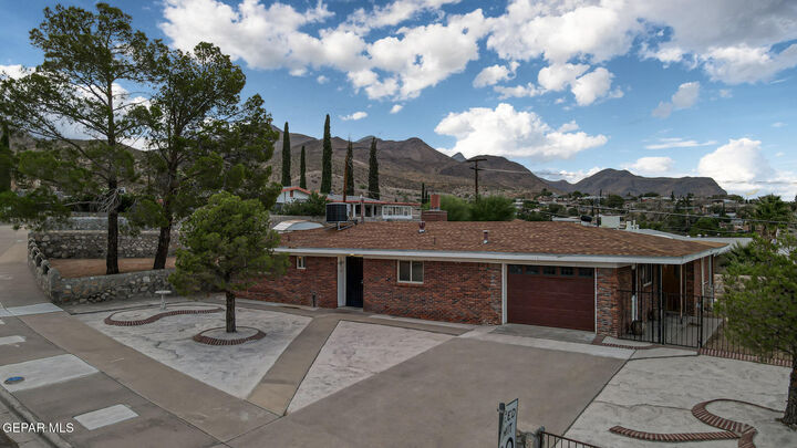 Property Photo:  3317 Zircon Drive  TX 79904 