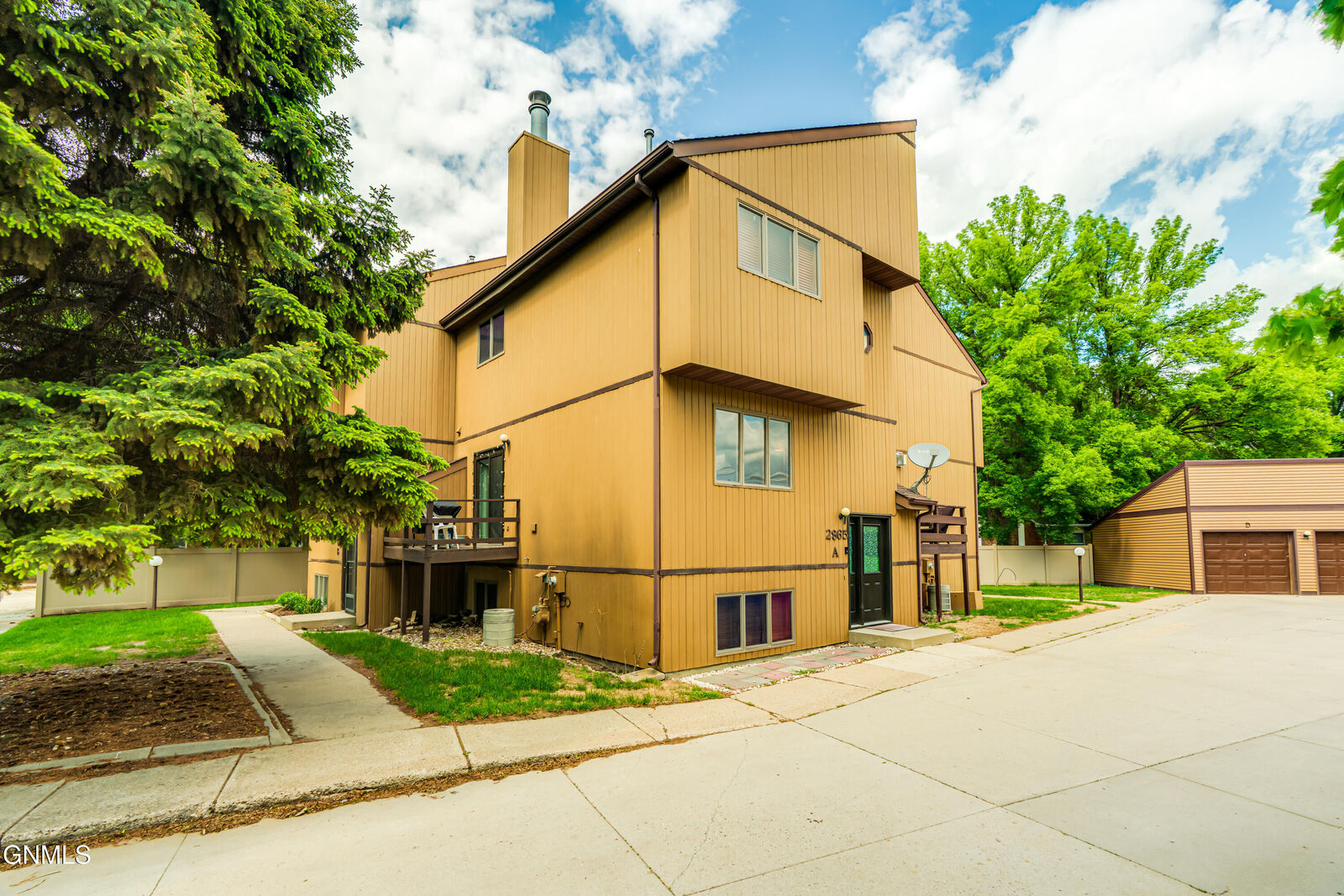 Property Photo:  2865 Warwick Loop A  ND 58504 