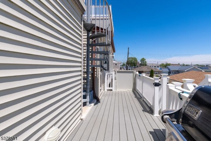 Property Photo:  35 W Mohawk Dr  NJ 08087 