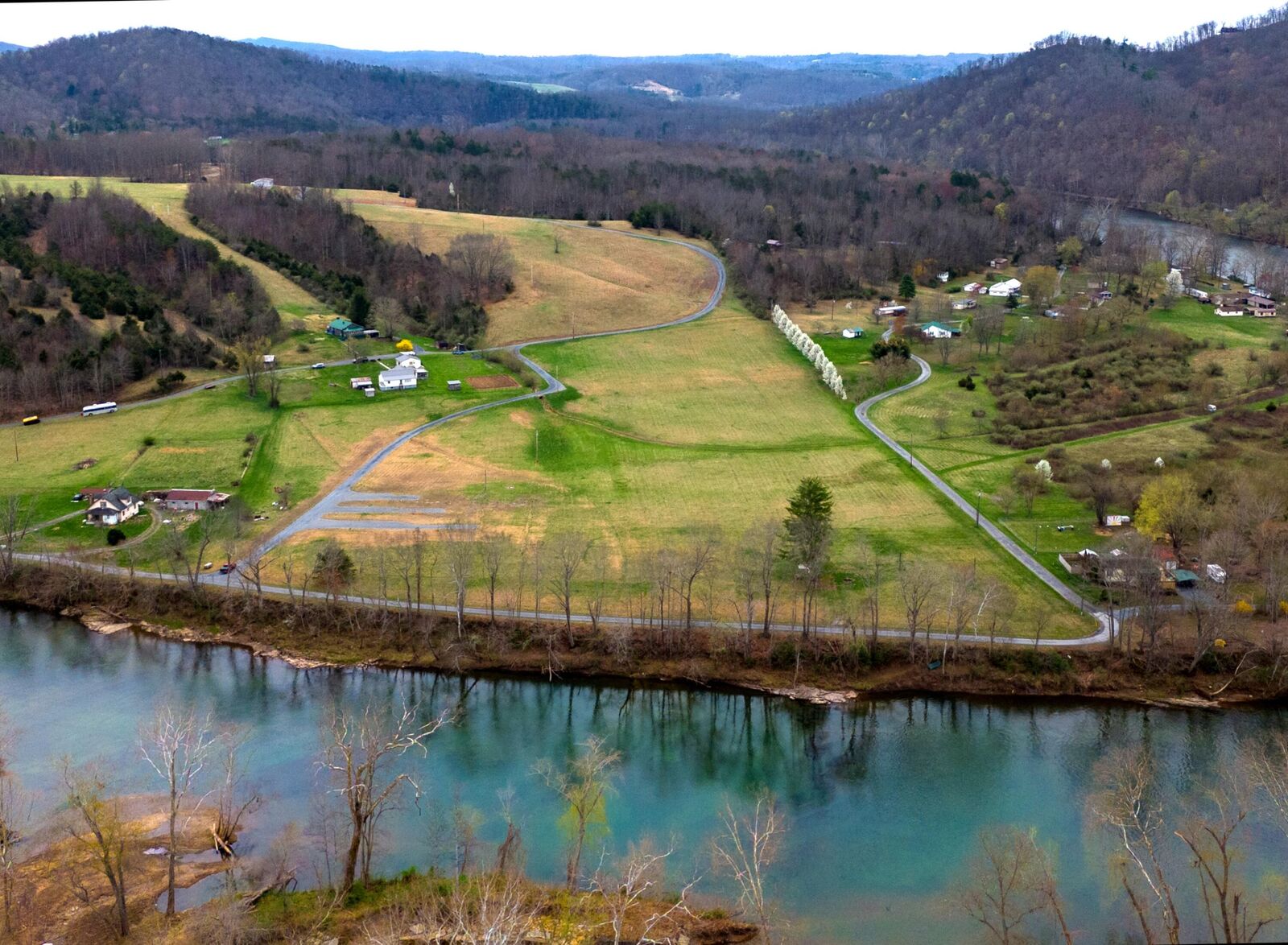 Property Photo:  18 Outwest Lane Road  WV 25951 