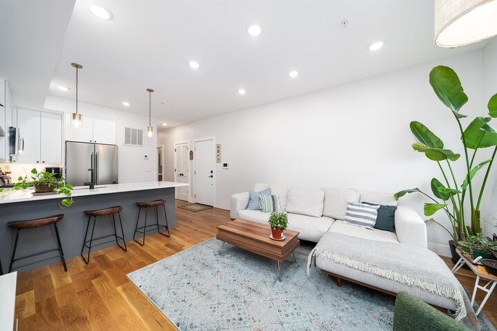 Property Photo:  22 Lincoln St 2  NJ 07307 