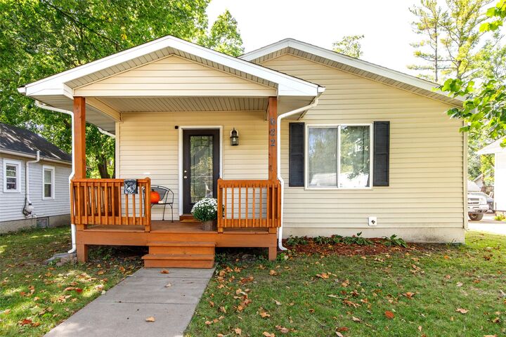 Property Photo: 622 13th Street IA 50010