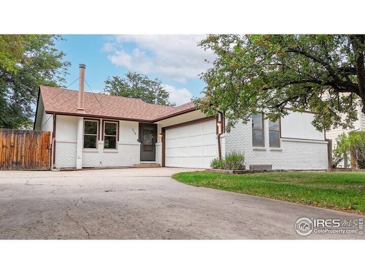 Property Photo: 2518 W Lake St CO 80521