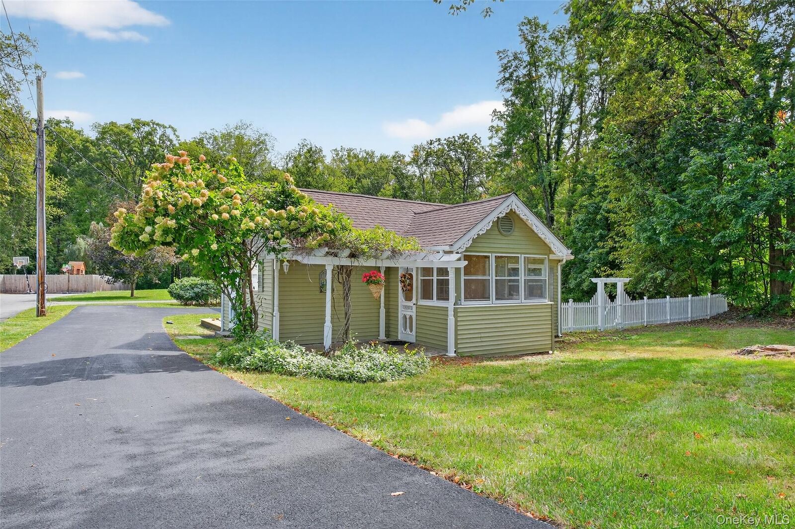 Property Photo:  101 Osborne Hill Road  NY 12524 