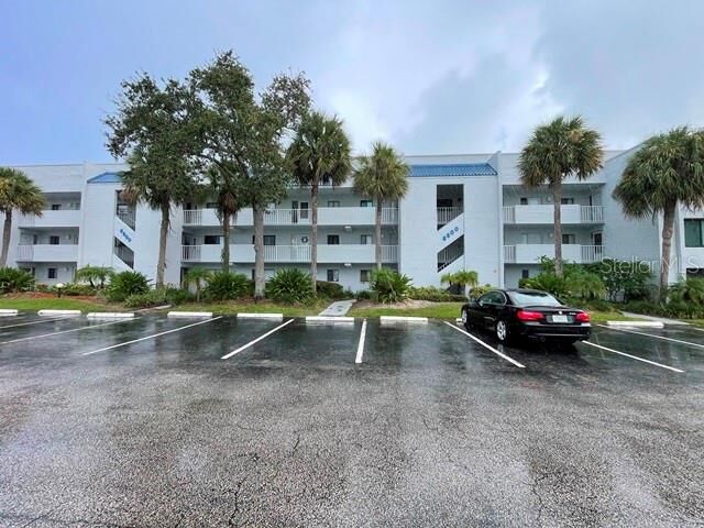 Property Photo:  6800 N Highway 1 4105  FL 32927 