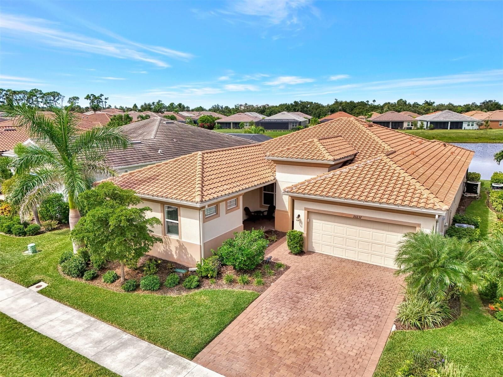 Property Photo: 20237 Bandera Place FL 34293