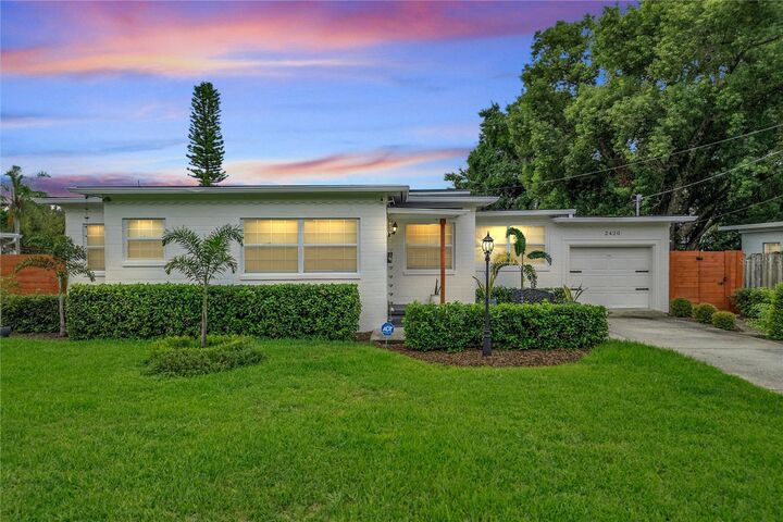 2420 Illinois Street  Orlando FL 32803 photo