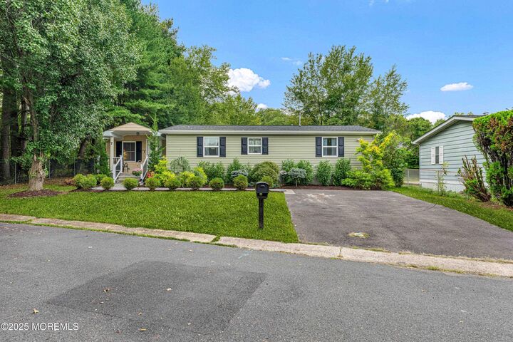 Property Photo:  7 Fallow Drive  NJ 07726 