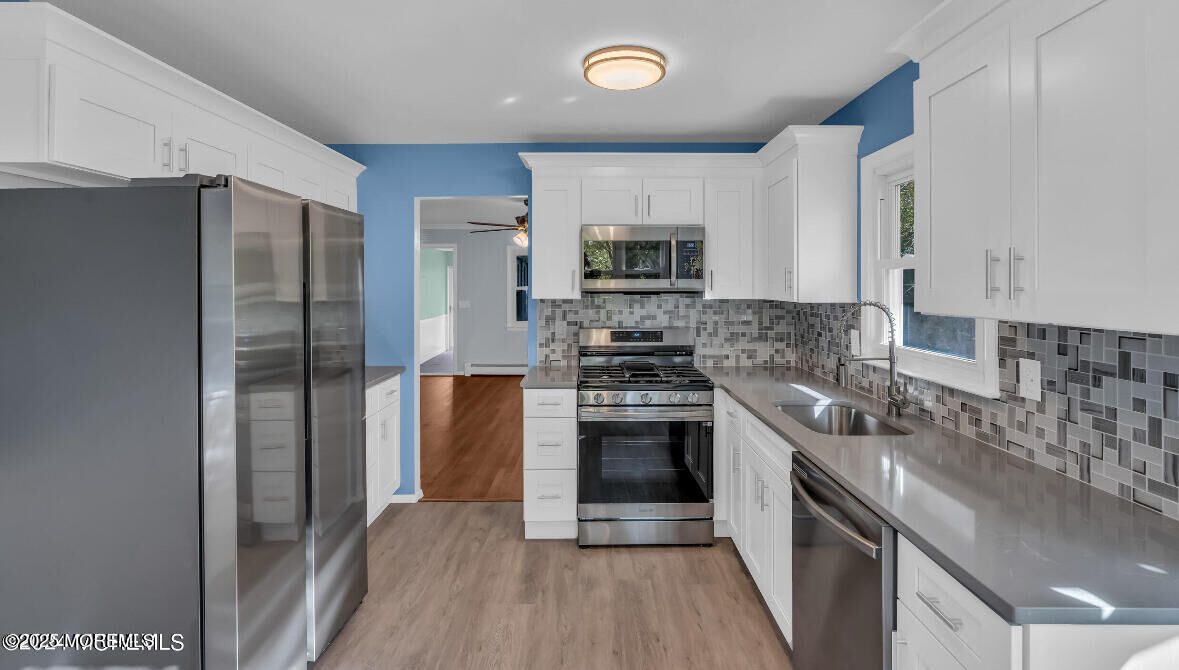 Property Photo:  23 Wall Cress Court  NJ 08755 