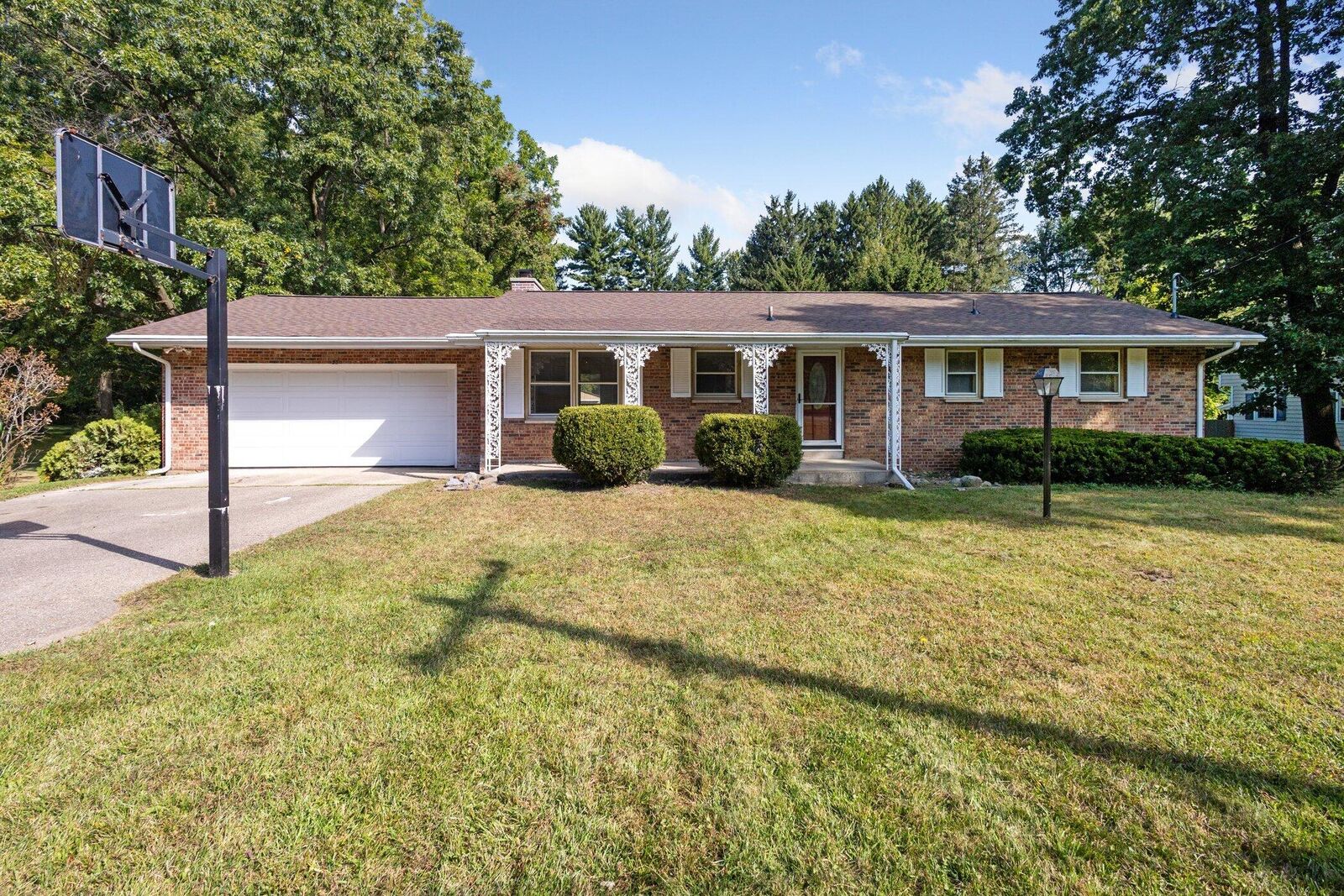 Property Photo:  33 E Langley Road  MI 49015 