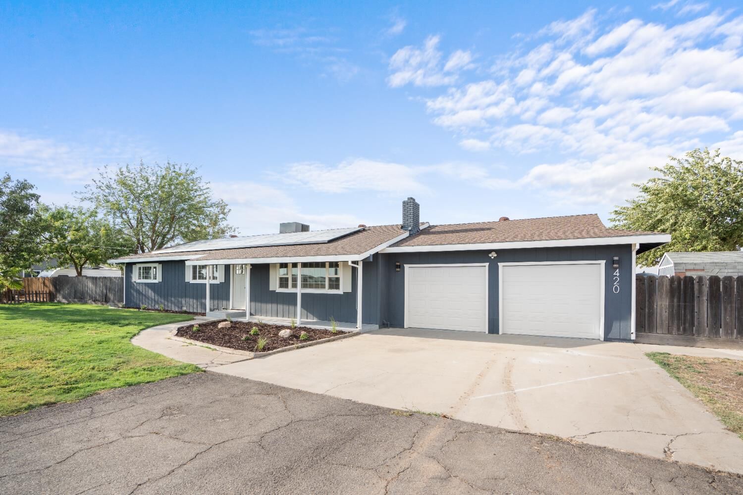 Property Photo:  420 E Bellevue Road  CA 95348 