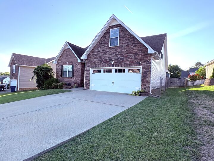 Property Photo:  414 River Heights Dr  TN 37040