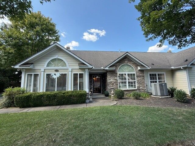 Property Photo:  825 Browns Ln S 101  TN 37066 