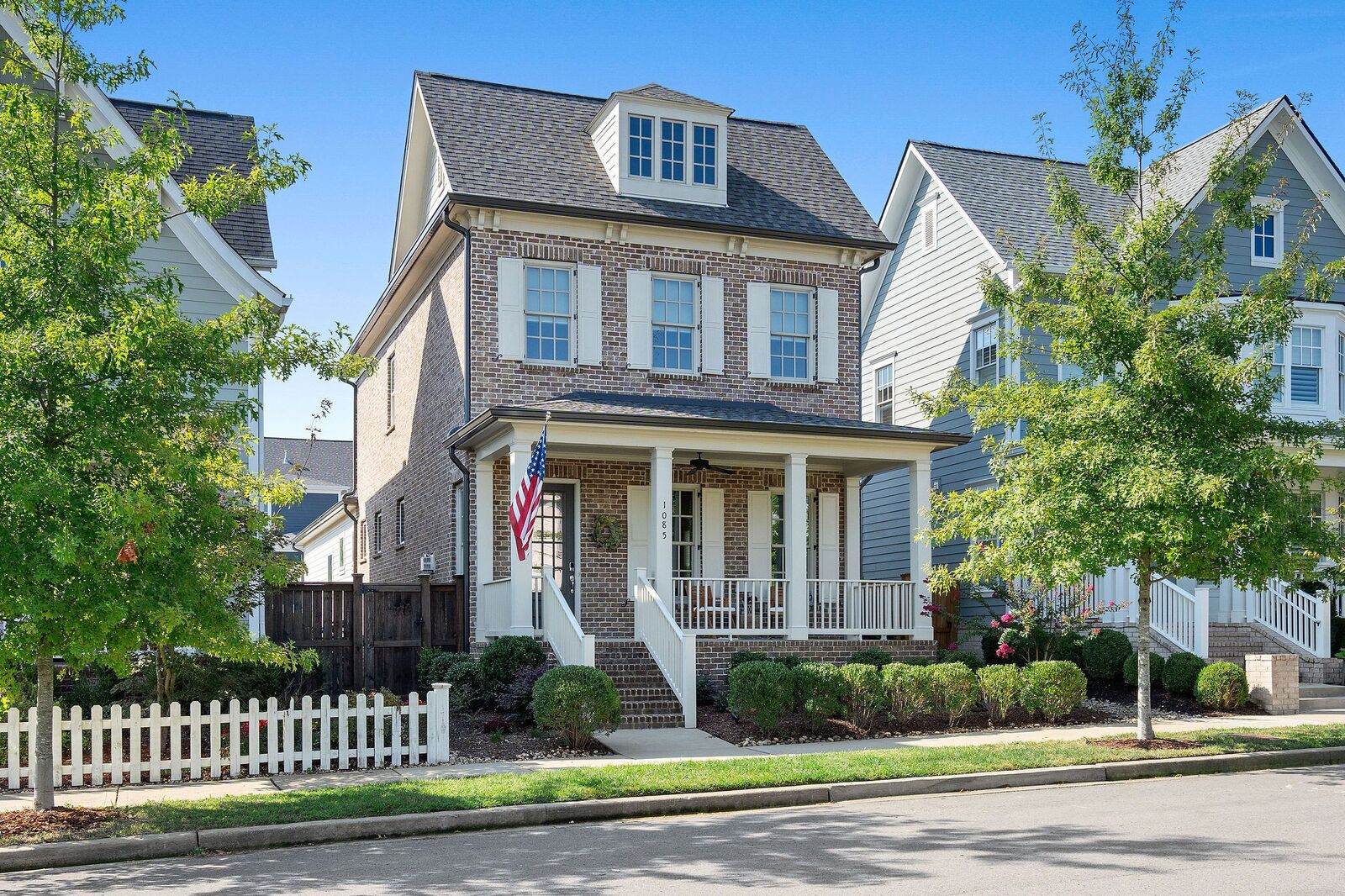 Property Photo: 1085 Beckwith St TN 37064