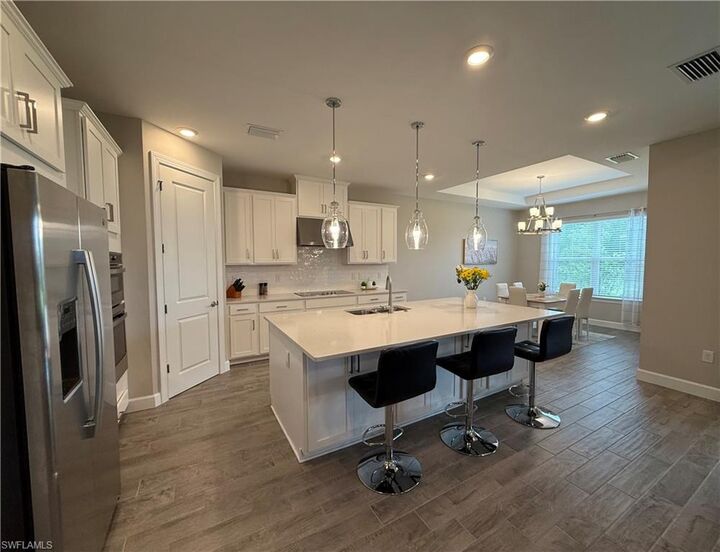 Property Photo:  3801 SW 3rd St  FL 33991 