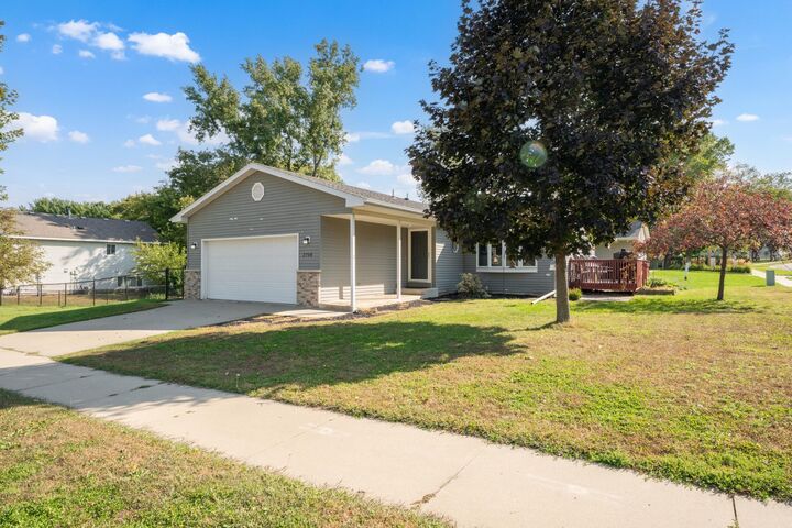 Property Photo:  2708 Northern Valley Drive NE  MN 55906 