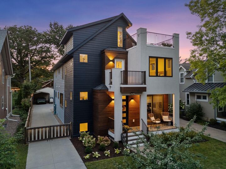 Property Photo:  4516 Washburn Avenue S  MN 55410 