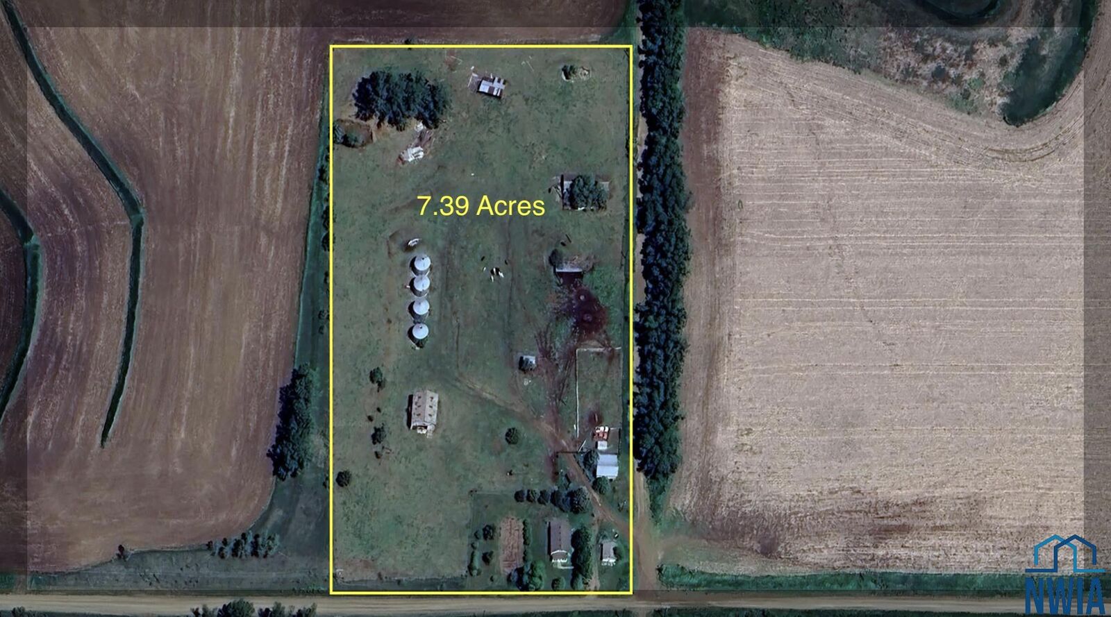 Property Photo: 2997 F Avenue NE 68067