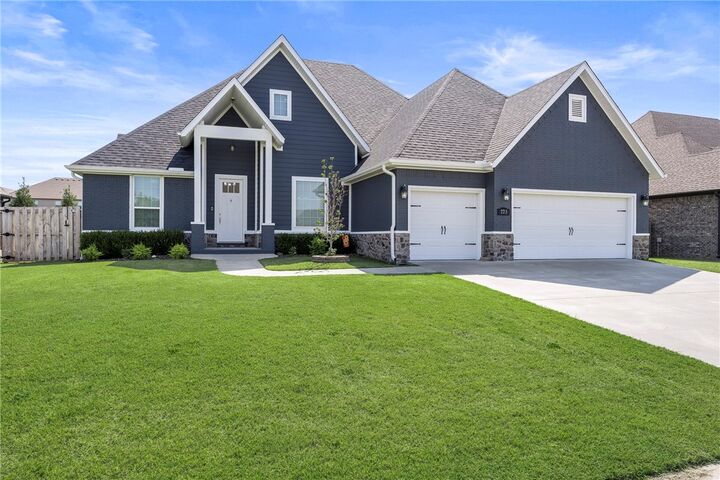 Property Photo: 773 Via Firenze Avenue AR 72762